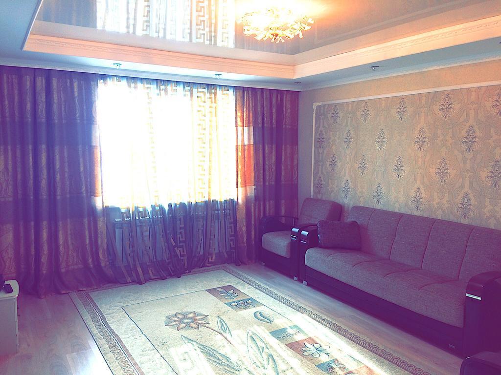 Vremena Goda Apartment In Astana Exterior foto
